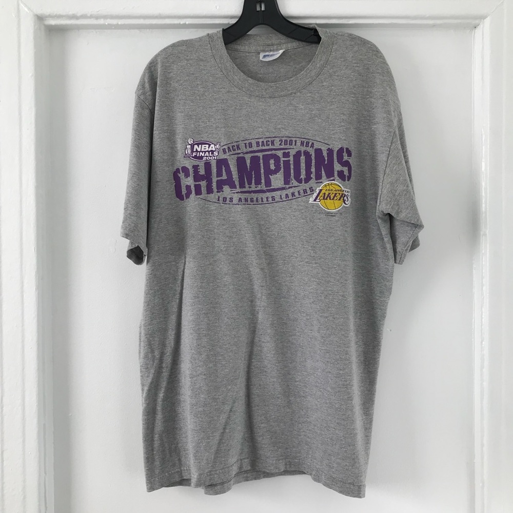 LOS ANGELES LAKERS 2001 BACK2BACK CHAMPIONSHIP TEE